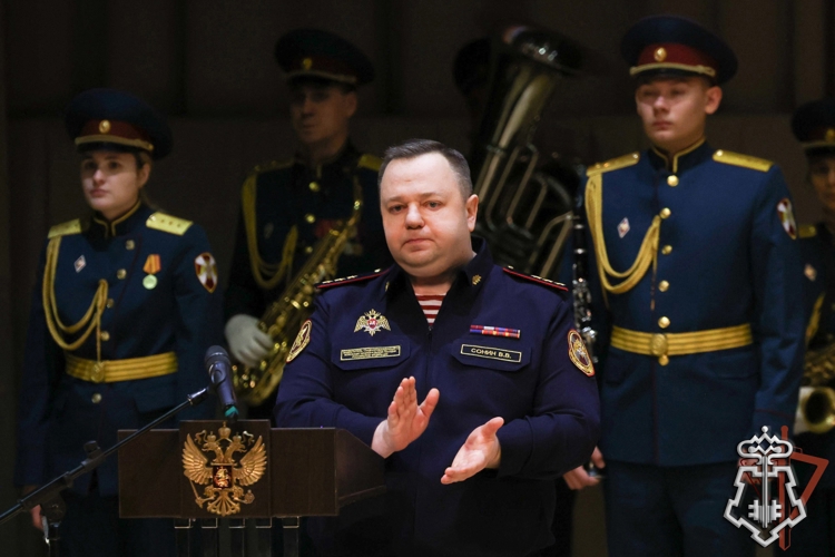 ЗАМЕСТИТЕЛЬ ДИРЕКТОРА РОСГВАРДИИ ВАСИЛИЙ СОНИН ВРУЧИЛ ГОСУДАРСТВЕННЫЕ И ВЕДОМСТВЕННЫЕ НАГРАДЫ СОТРУДНИКАМ ВНЕВЕДОМСТВЕННОЙ ОХРАНЫ В ДЕНЬ ПРОФЕССИОНАЛЬНОГО ПРАЗДНИКА